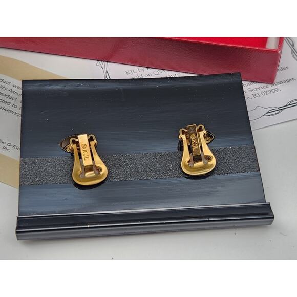 KENNETH JAY LANE Signed KJL Brushed Gold Tone Drop Dangle Clip On Earrings - Picture 4 of 6